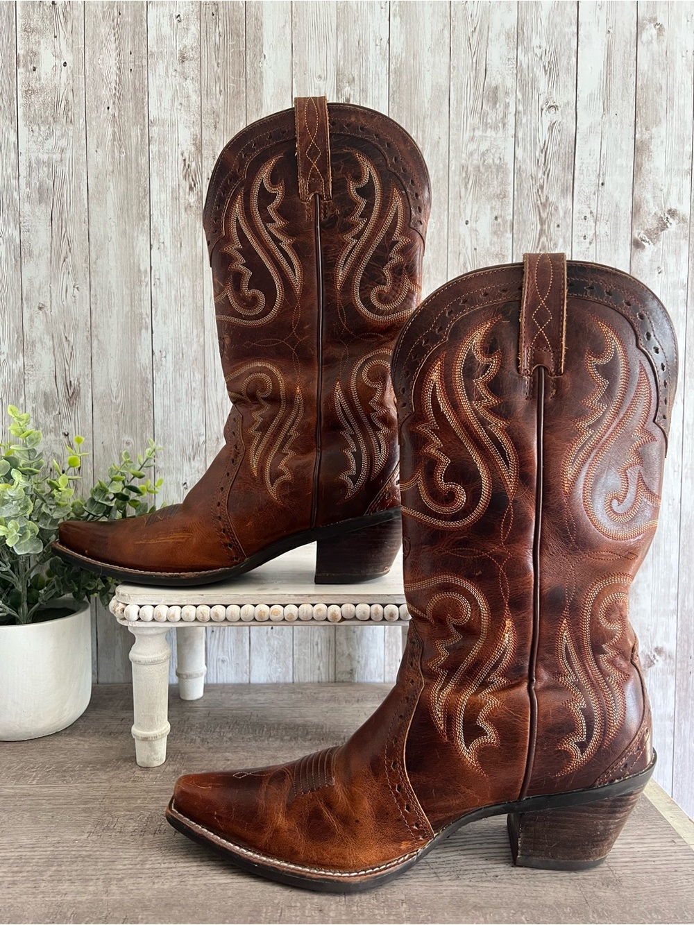ARIAT WOMEN'S HERITAGE WESTERN BOOTS - SNIP TOE cowboy Festival  Women’s 10 - Picture 2 of 10